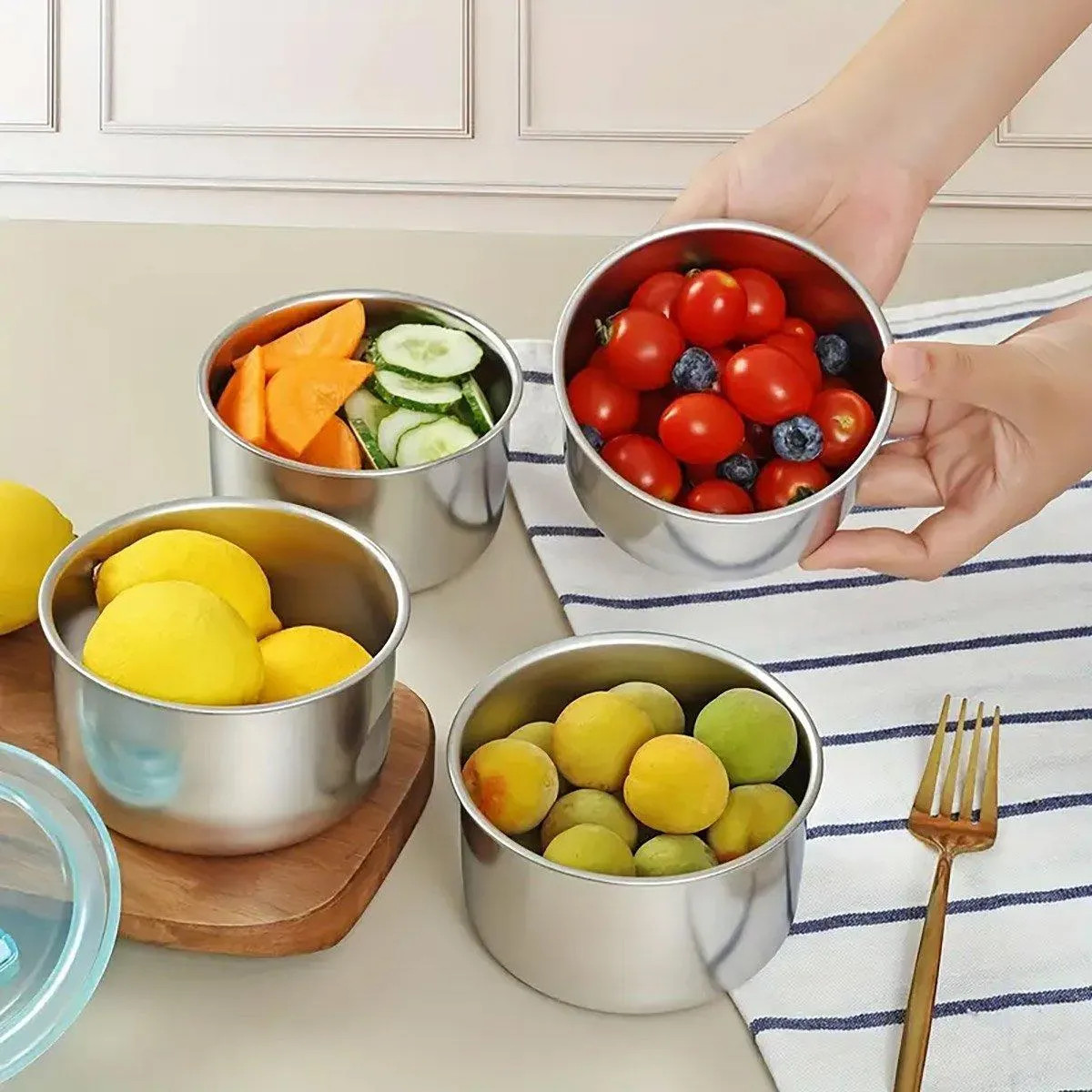 4PCS Stainless Steel Food Containers Set for Fridge Picnic Fruit Preservation