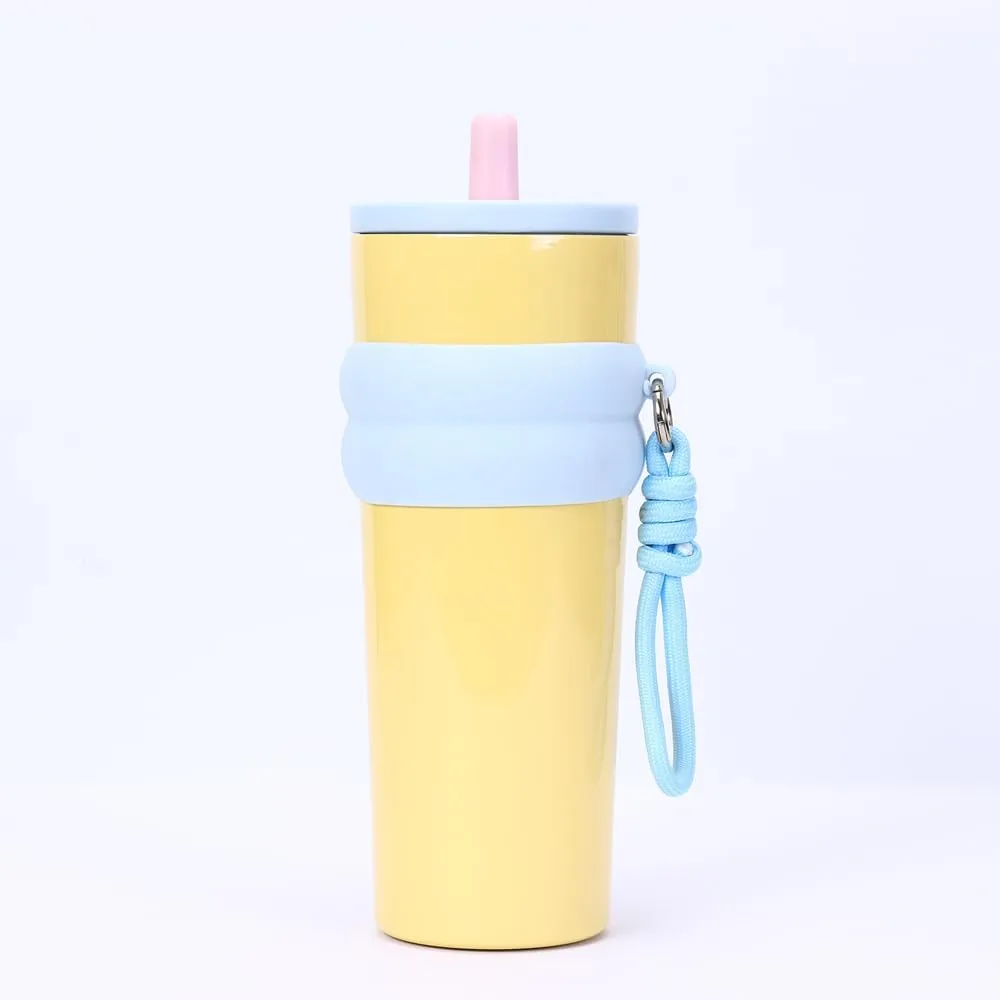 800ml Large Capacity 304 Stainless Steel Insulated Water Bottle, Portable Outdoor Straw Cup, Non-Slip, Leak-Proof, Car Cup (Red&Black 1)