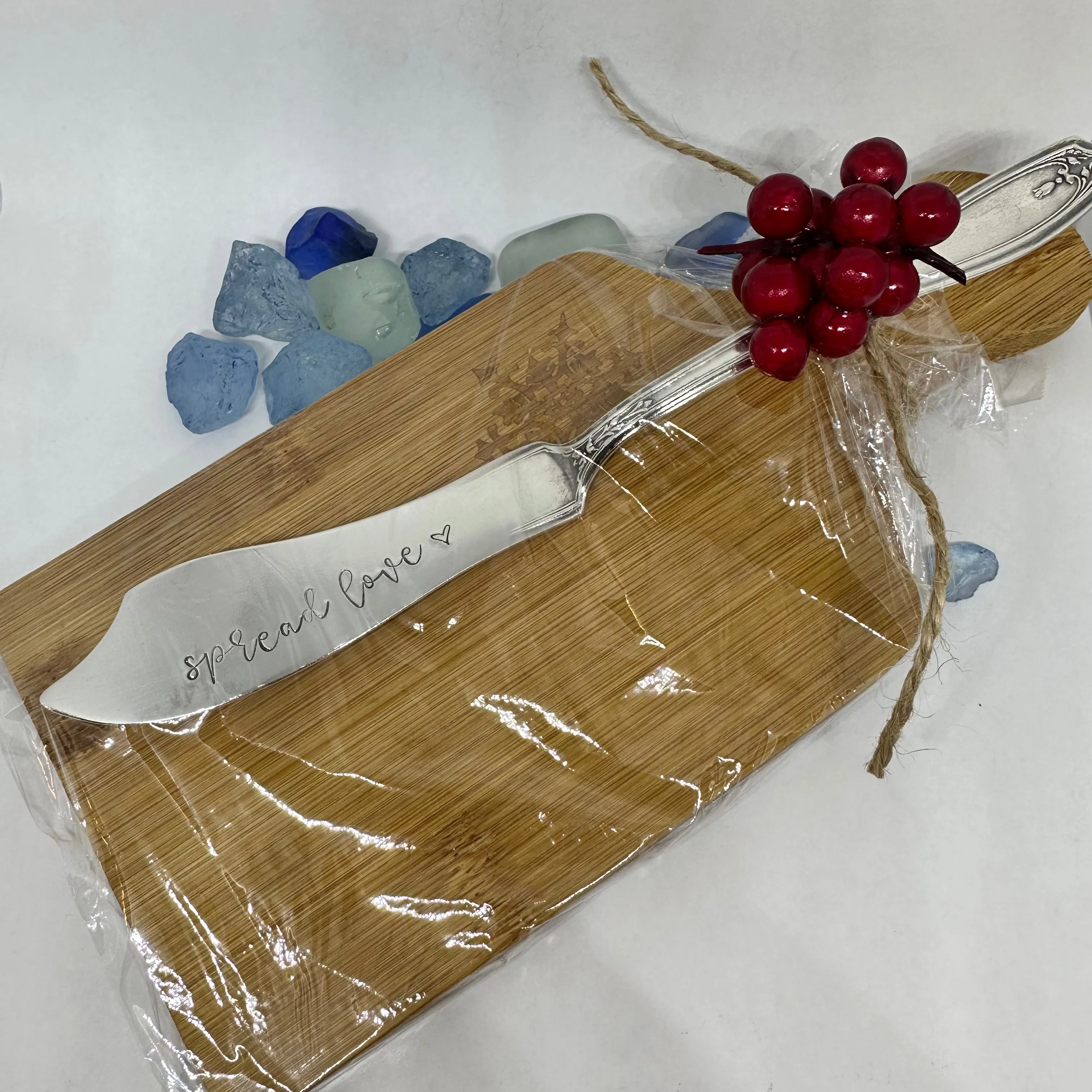 Gift Set - Vintage Silver Plated Hand Stamped Butter Knife & Cutting Board | Cheese Knife | Charcuterie