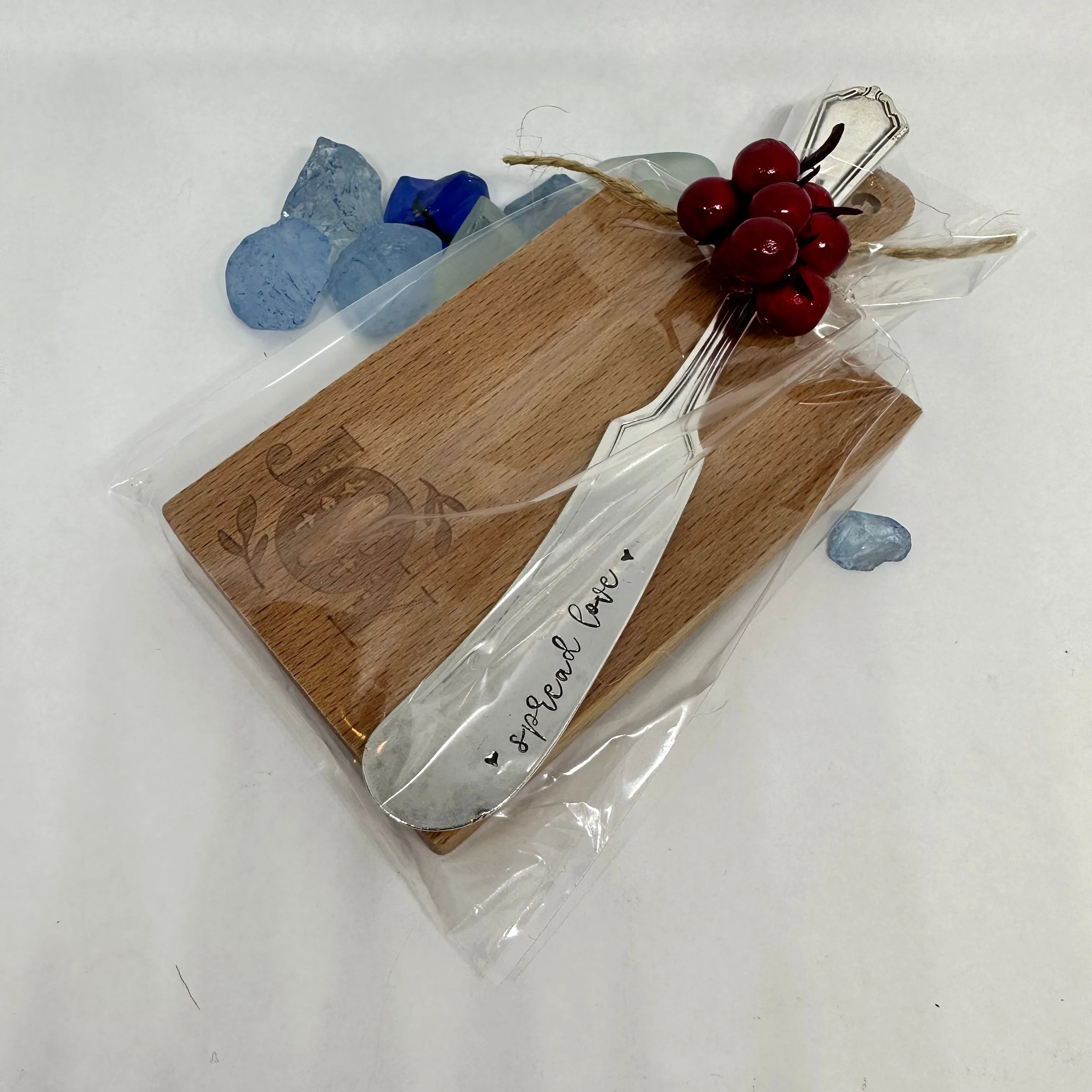 Gift Set - Vintage Silver Plated Hand Stamped Butter Knife & Cutting Board | Cheese Knife | Charcuterie