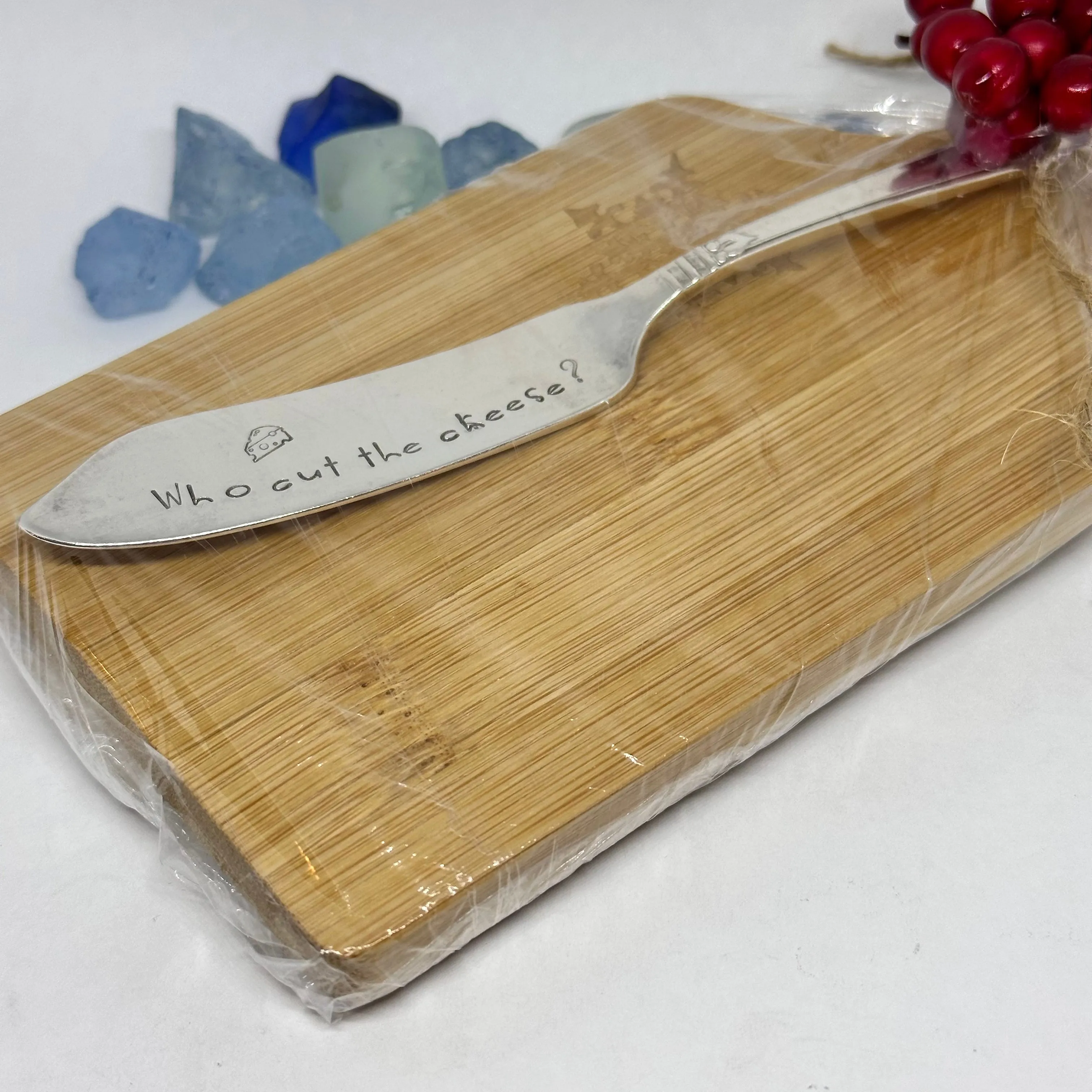 Gift Set - Vintage Silver Plated Hand Stamped Butter Knife & Cutting Board | Cheese Knife | Charcuterie