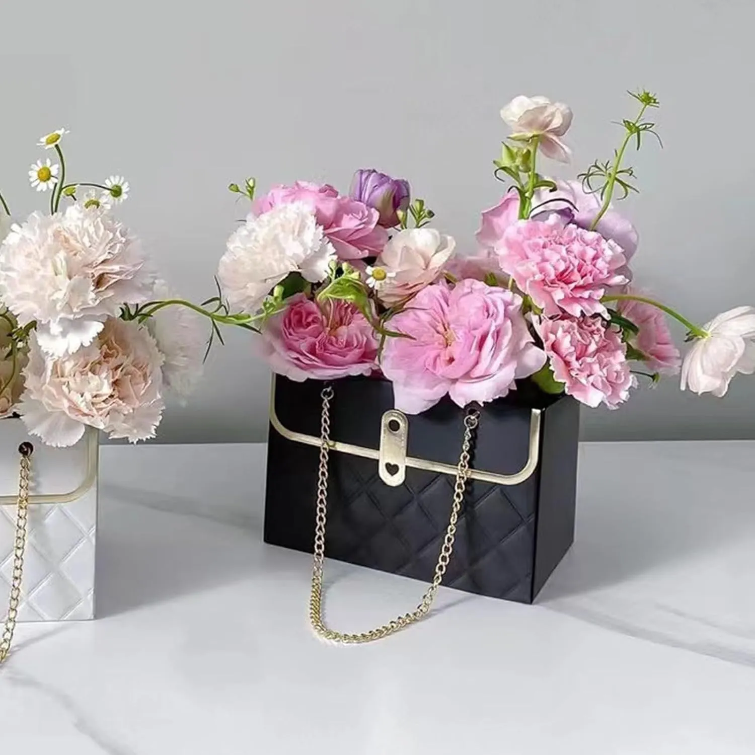 Jemattely 4 Pcs Large Flower Paper Gift Box,Waterproof Bouquet Storage Bucket Florist Handbag with Metal Chain Flower Boxes for Wedding Mother's Day Birthday Bridal Etc Shower Gift Wrap Craft-Black
