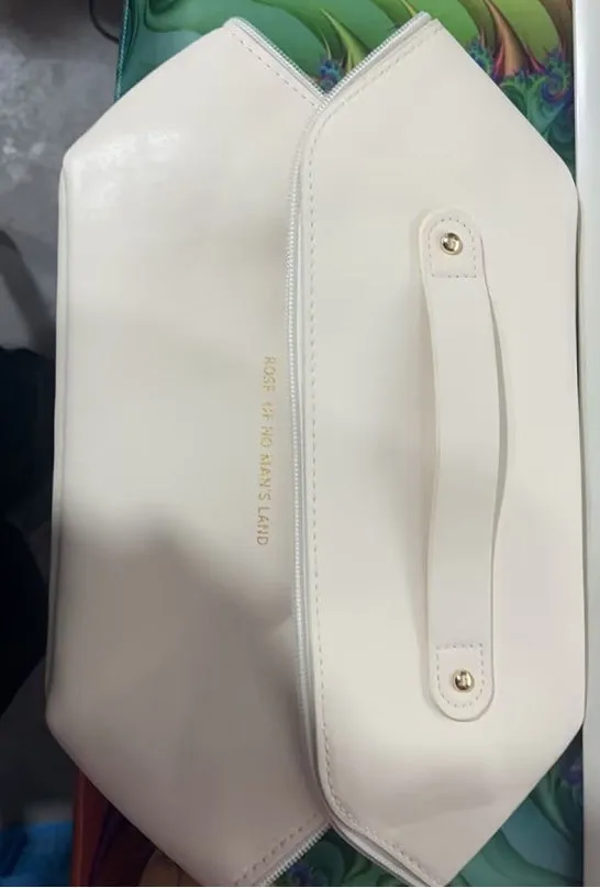 Melissa – Compact Waterproof Travel Toiletry Bag with Handle