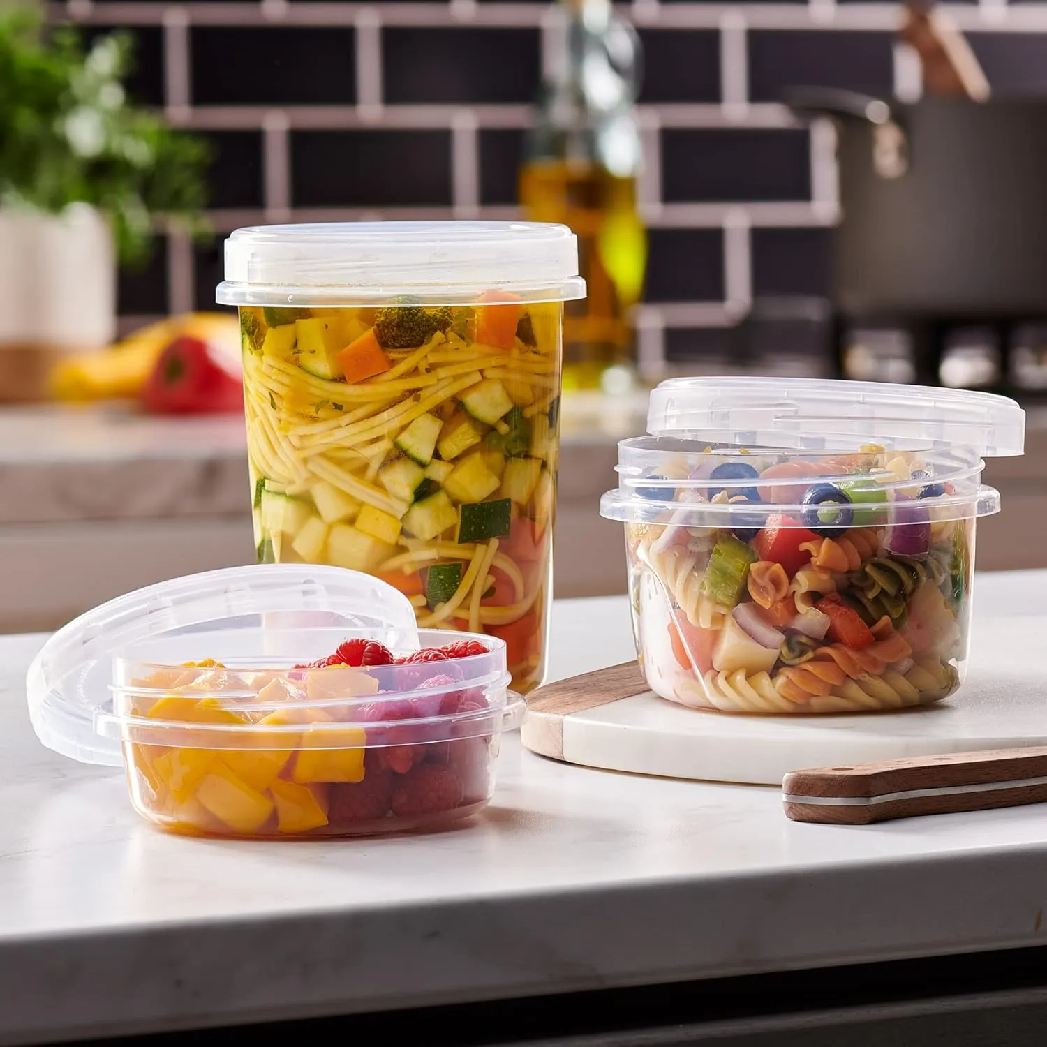 PLASTICPRO 6 Pack Twist Cap Food Storage Containers with Clear Screw on Lid- 32 oz Reusable Meal Prep Containers - Freezer and Microwave Safe Clear Plastic Food Storage
