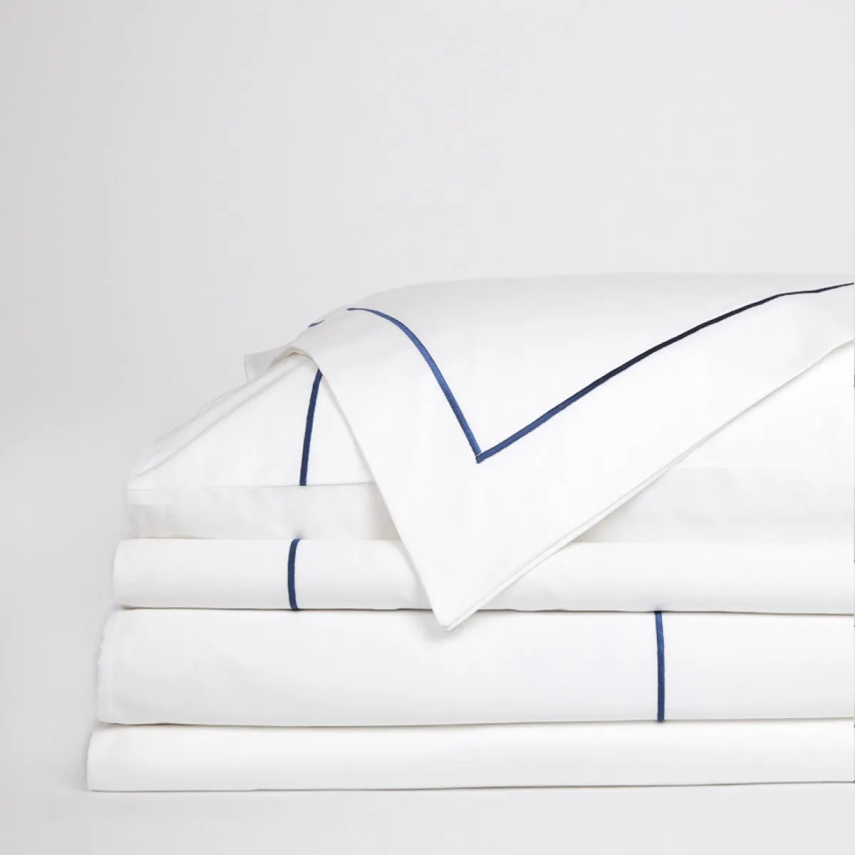 Regale Duvet & Pillow Set