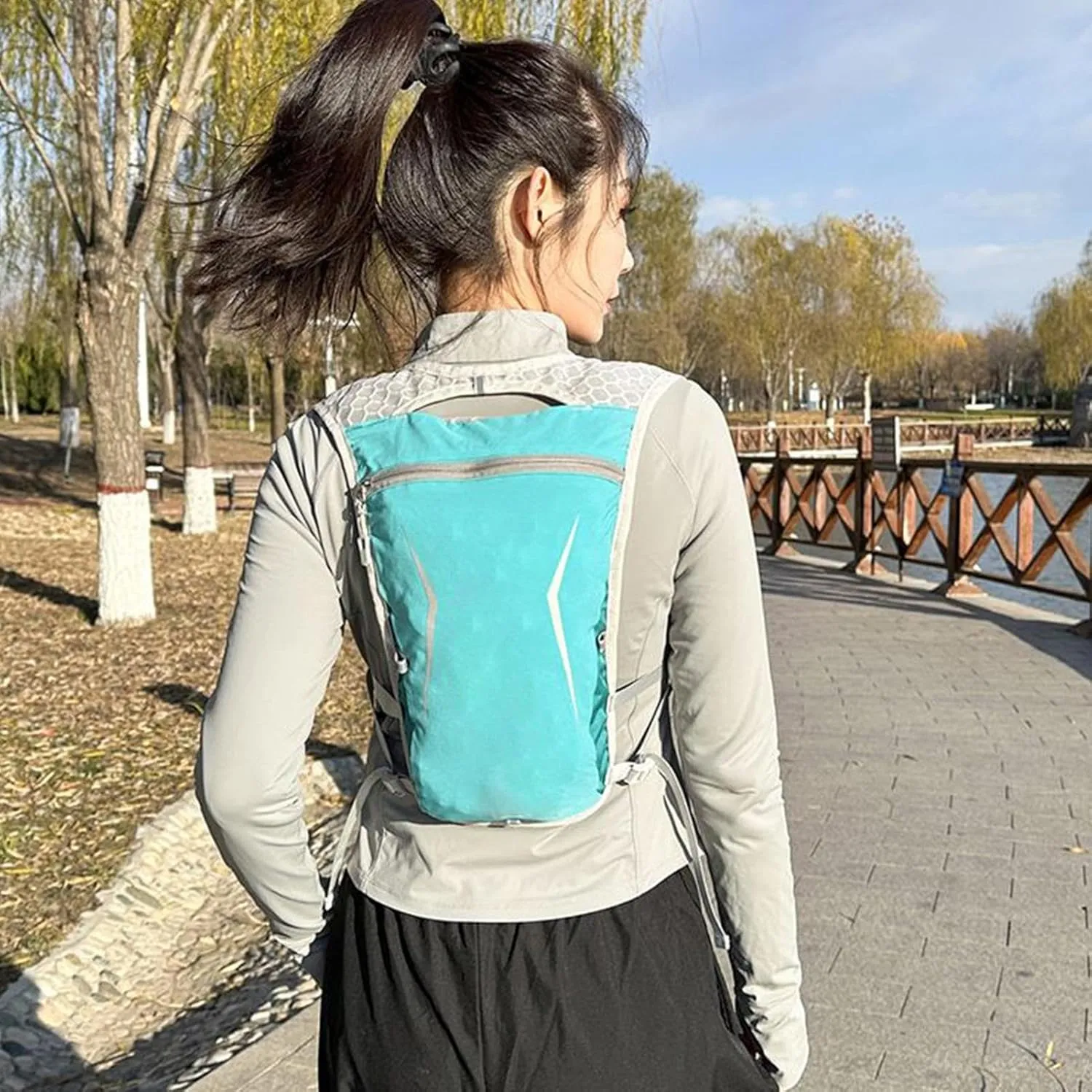 Running Backpack Water Vest Hydration Pack - Water Backpack for Running, | Lightweight Storage Bag Vest, Waterproof Bottle Holder Camping Gear for Hiking, Cycling, Climbing Outdoor