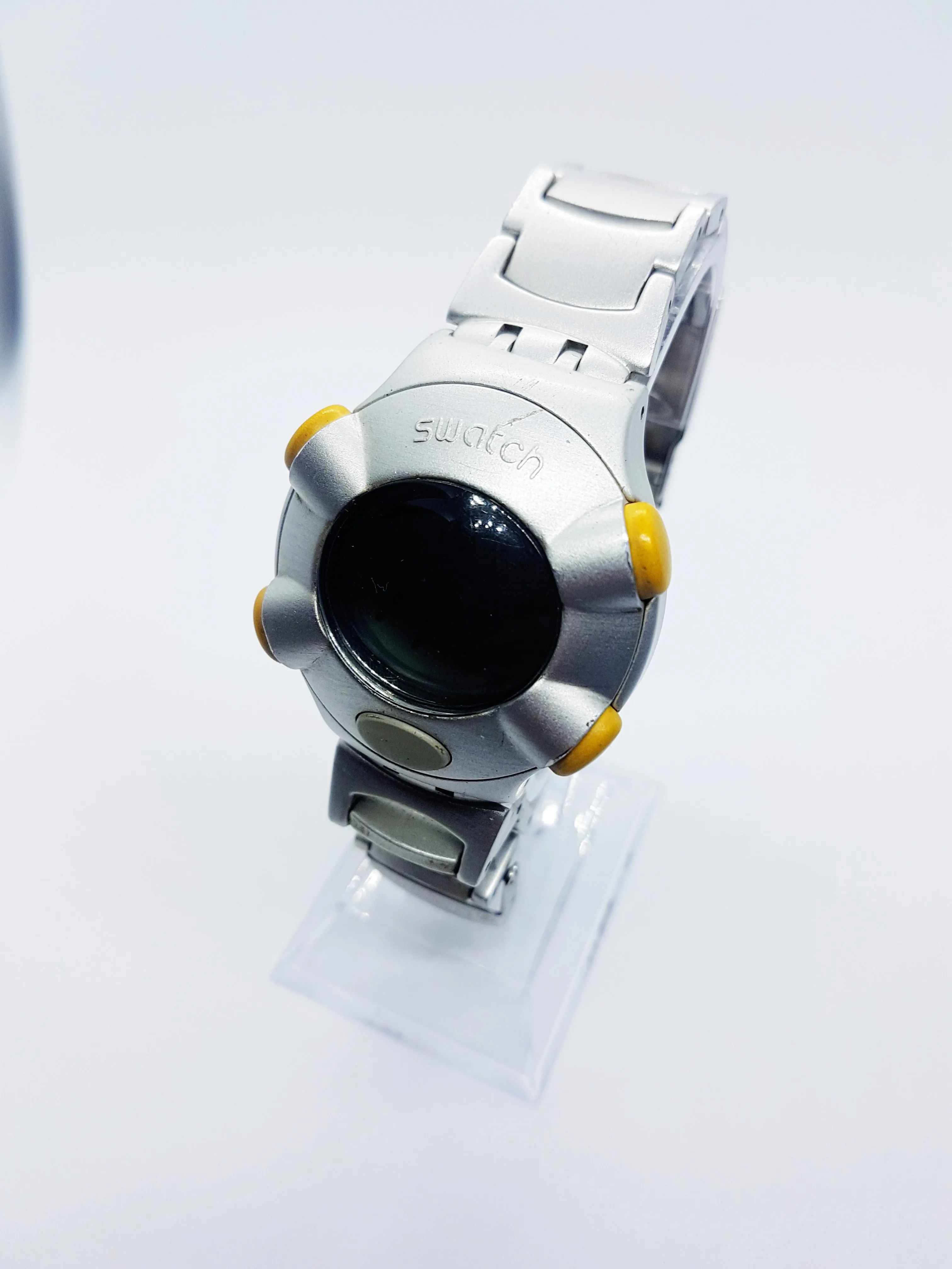 Swatch Digital Beat MOON OR.BEAT III YFS4005AG | Digital Swiss Watch