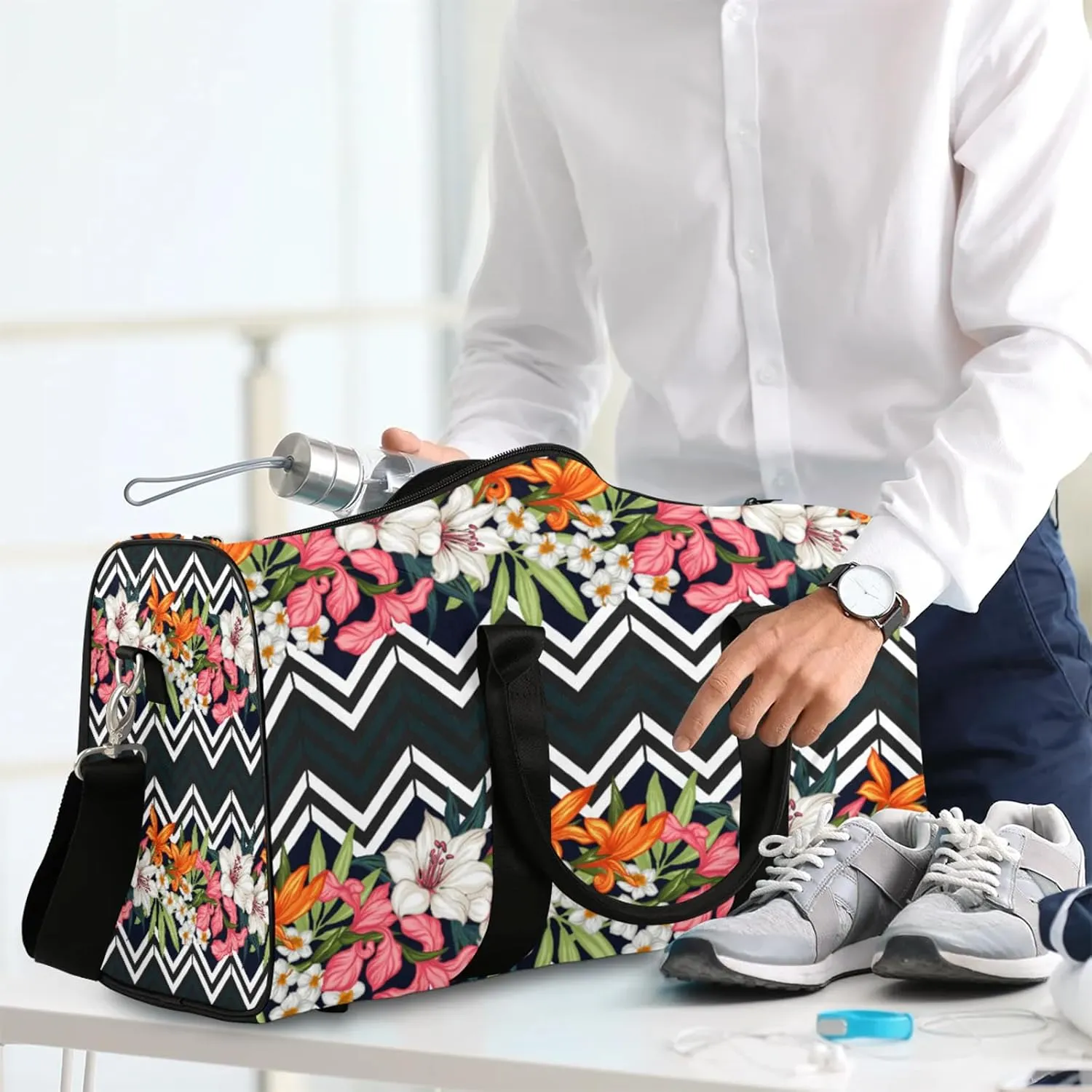 Tropical Flower Travel Duffle Bag, Weekender Bags for Women Men Palm Leaf Carry on Overnight Bag Waterproof Gym Bags, Hospital Bag for Labor and Delivery