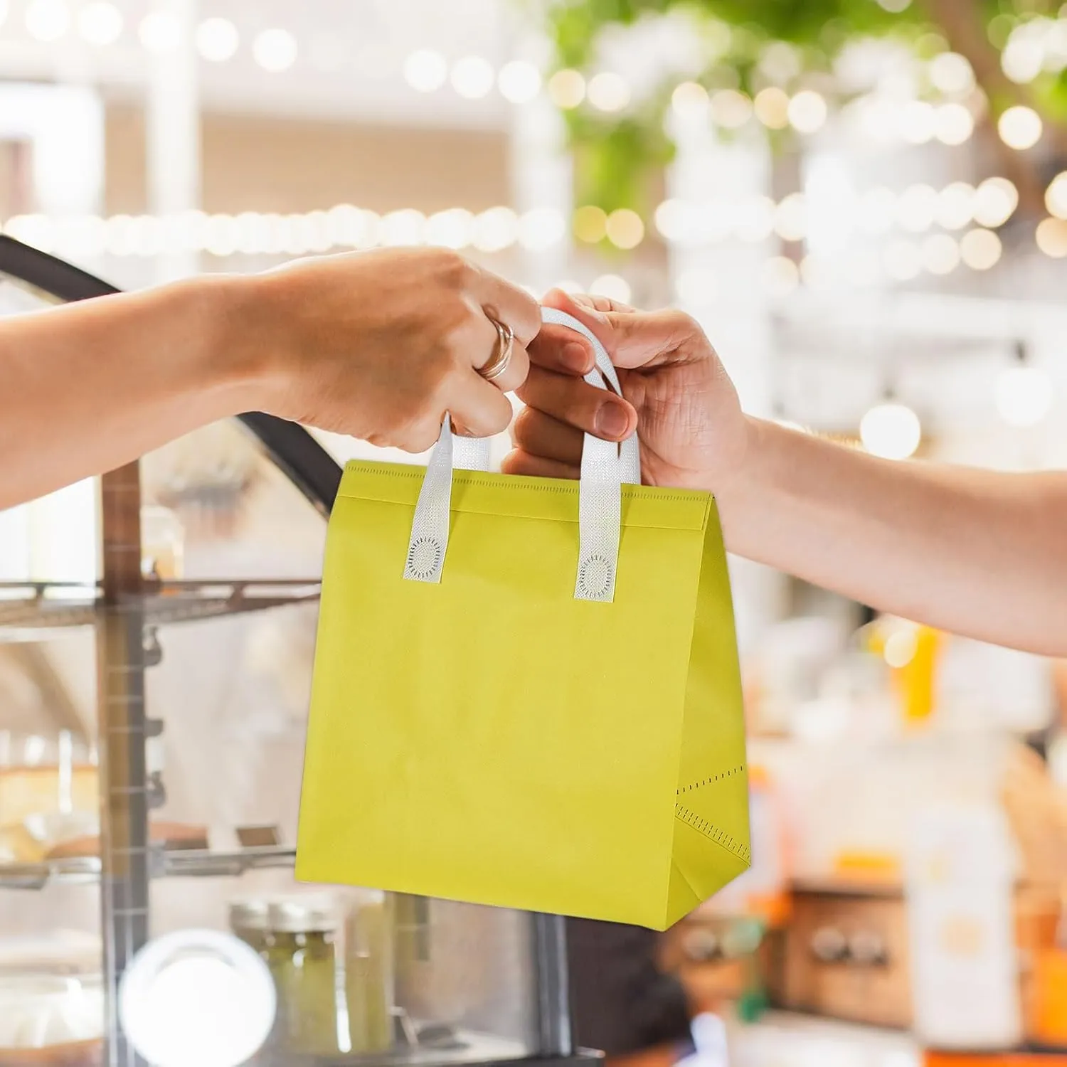 uxcell 100pcs Insulated Take Out Bags, 9.4" x 5.9" x 10.2" Insulated Take Away Bags Thermal Disposable Lunch Bags Disposable Cooler Bags for Hot Cold Food Catering Grocery Picnic Yellow