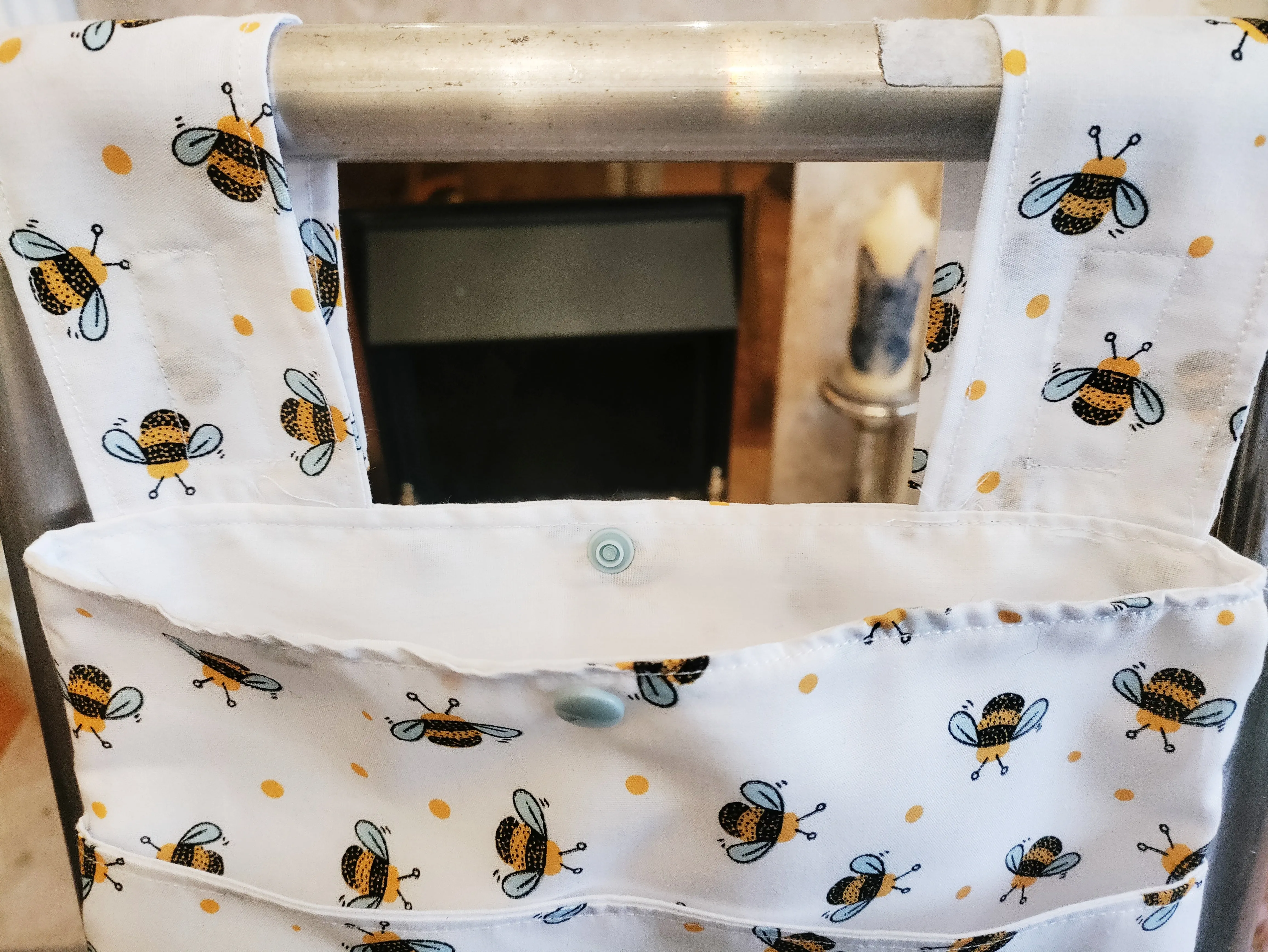 White bee Zimmer frame bag, walking frame bag, accessories, walking aid, handmade, bag, storage